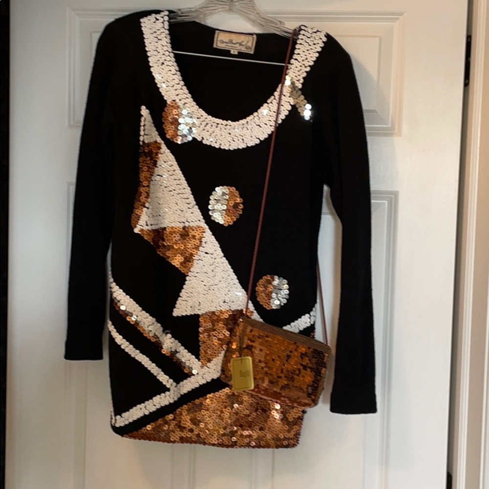 Needleworks Tunic Sweater w/ Matching Purse